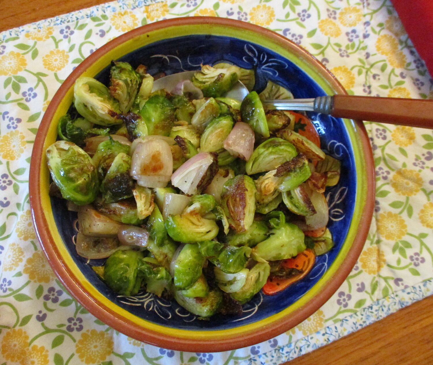 Oven-roasted Brussels sprouts and shallots